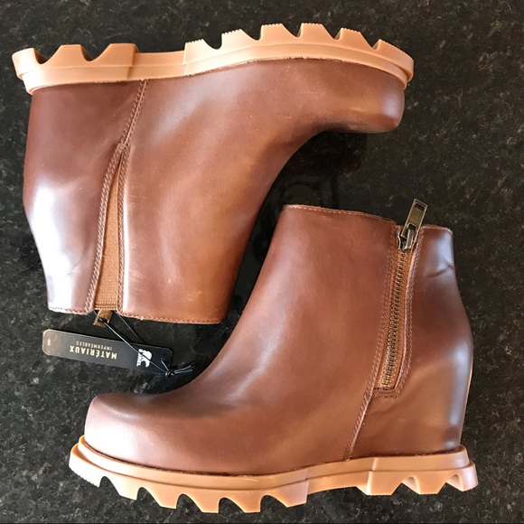 New Sorel Joan of Arctic Wedge III Zip Bootie, Brown Waterproof Leather Boots - Picture 2 of 16
